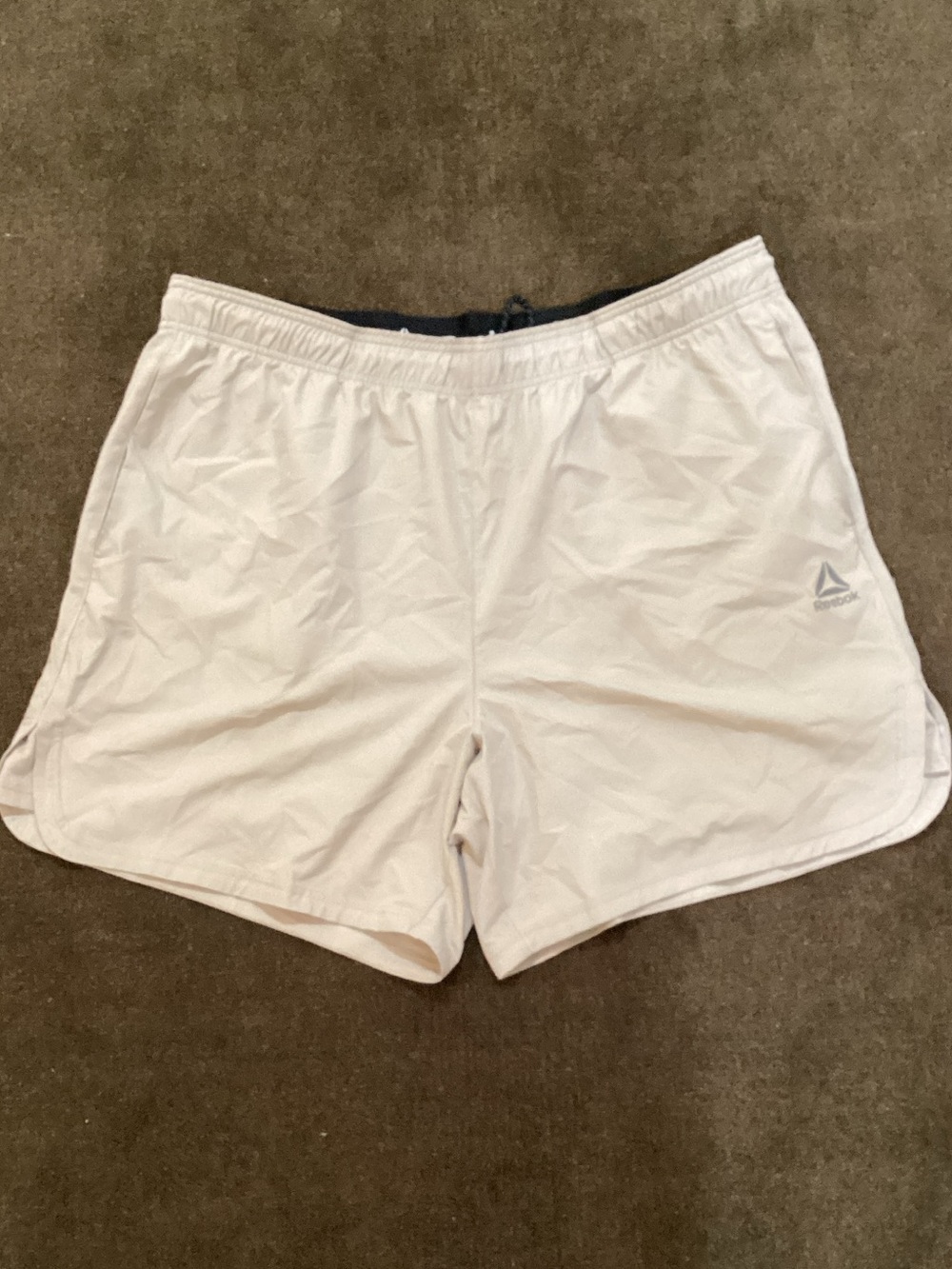 Reebok Men’s White Athletic Shorts with Subtle Logo